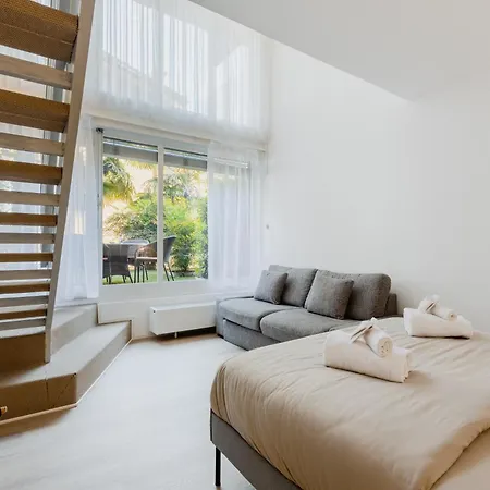 Garden In Center - Ambra Appartement