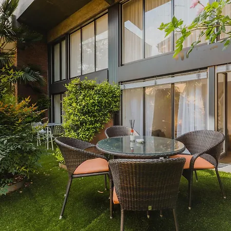 Garden In Center - Ambra