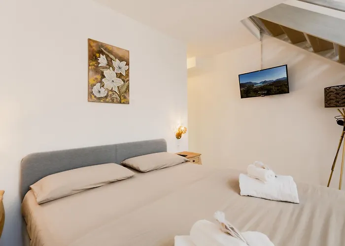 Garden In Center - Ambra