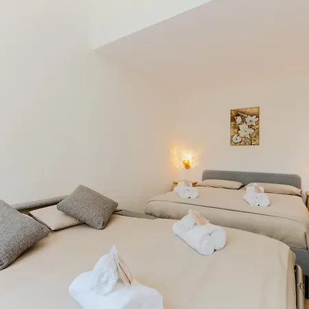 Garden In Center - Ambra Апартаменти *